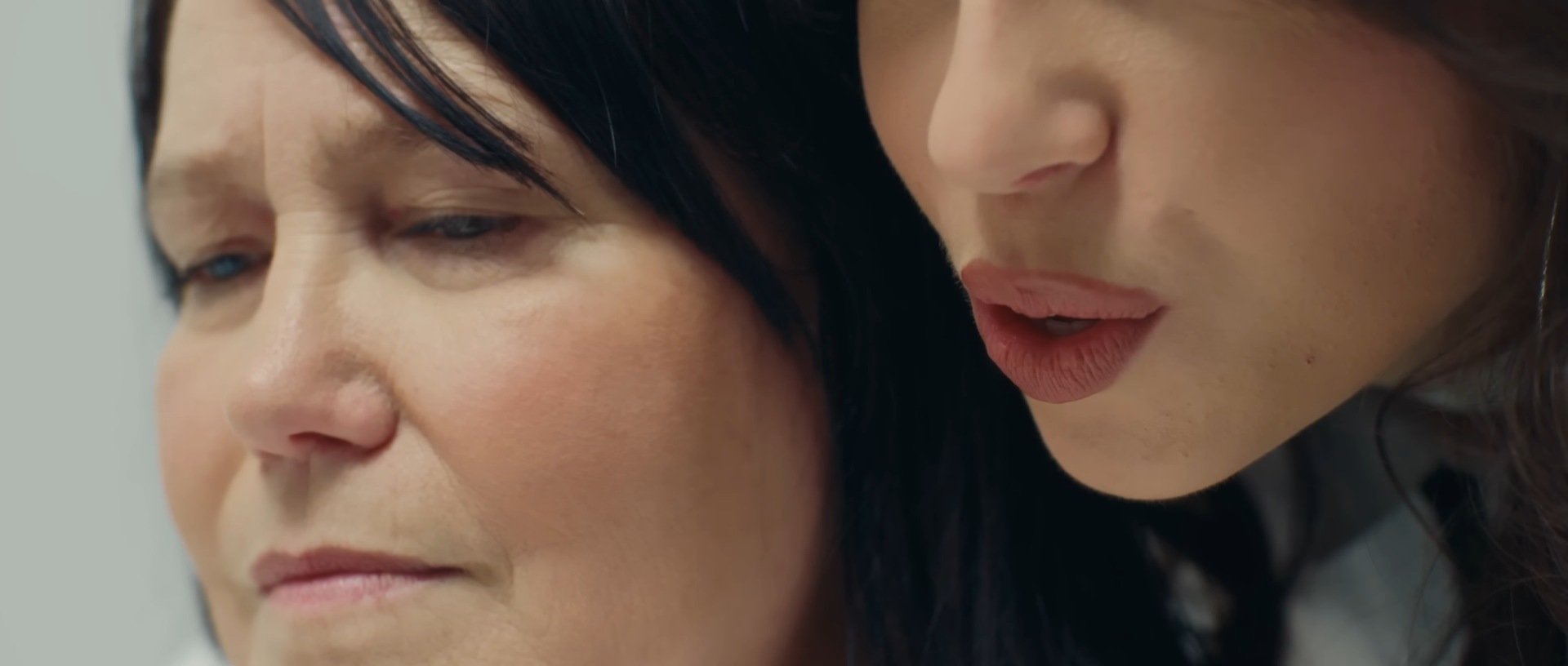 Photogramme 4 de Adèle & Robin — Courage (clip, réalisé par Naumaur)