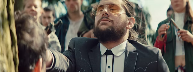 Photogramme 6 de Far Cry 5 — Shadow (publicité, réalisé par Léo Wolfenstein)